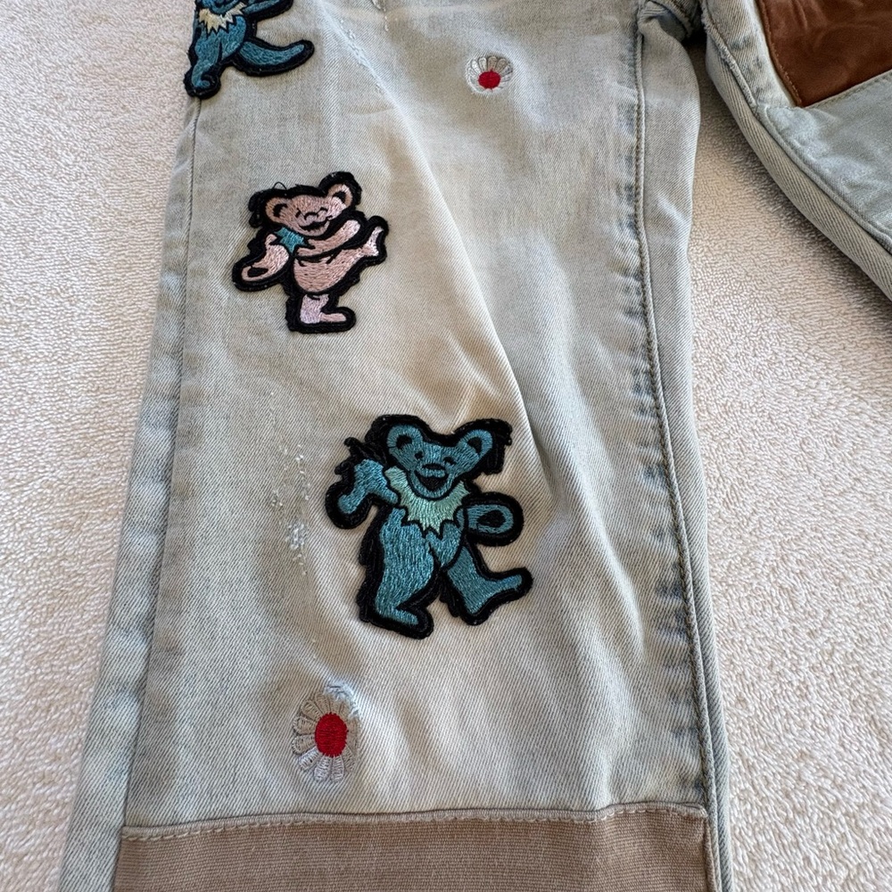 Amiri Grateful Dead Dancing Bears Light Wash Distressed Jeans Size 29 - Picture 6 of 16
